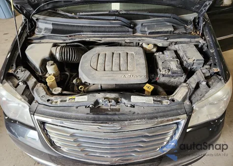 2013 Chrysler Town & Country Touring L from USA, damaged, VIN 2C4RC1CG5DR589958